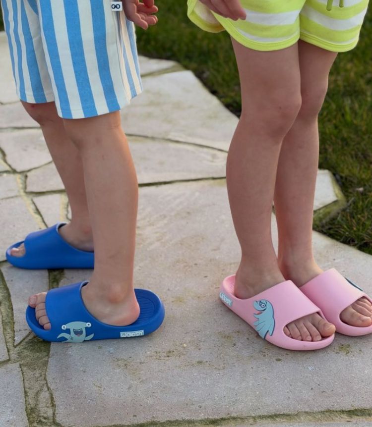 Slippers 429