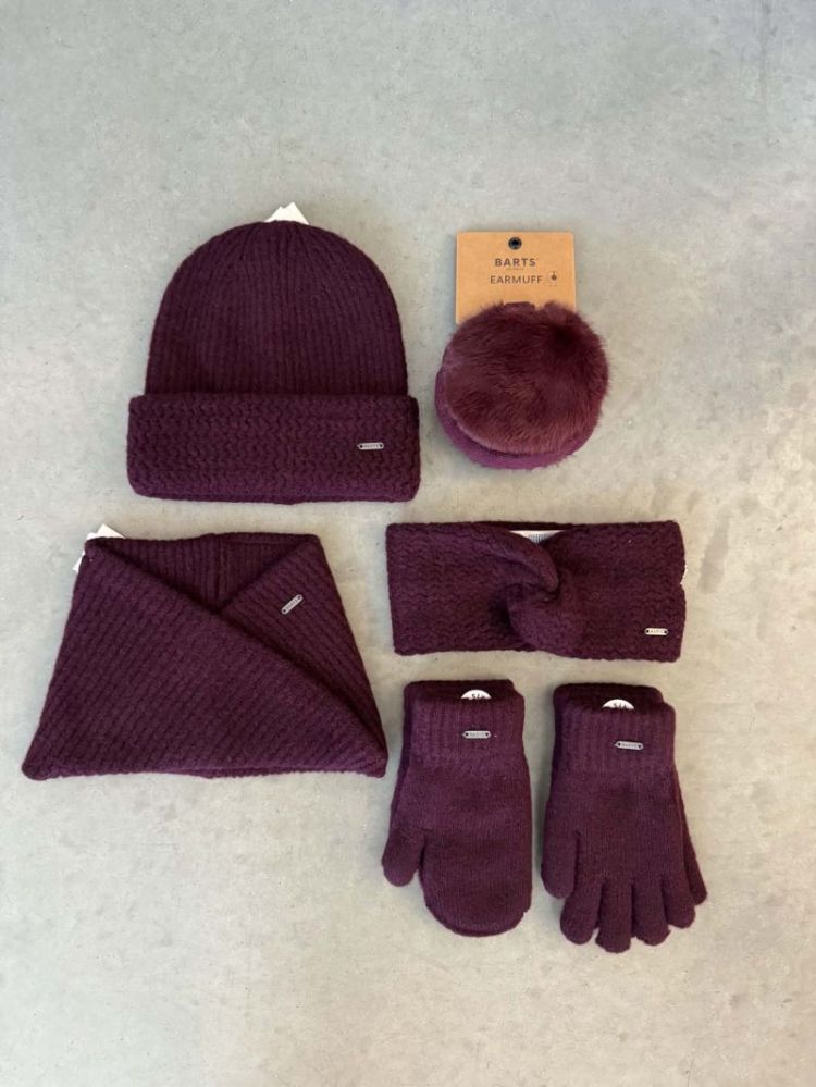 Shae Mitts aubergine