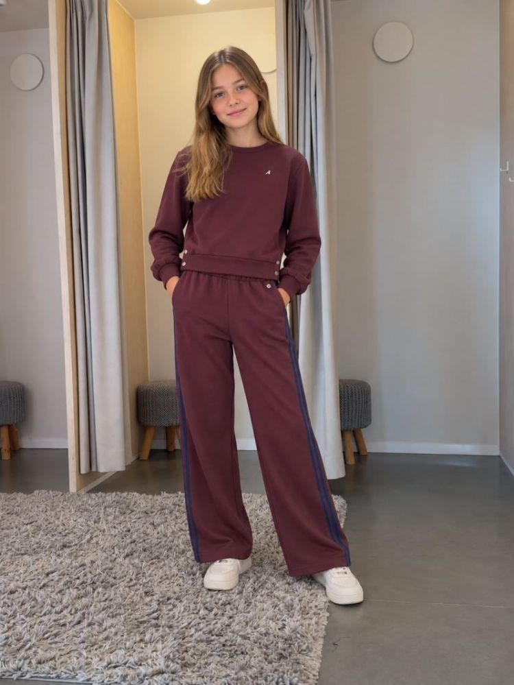 NINA-G-37-K DARK BORDEAUX